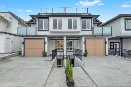 16477 20 Avenue, Surrey, BC, Surrey — Half Duplex for sale