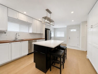 Kitchen Photo of 33625 Ferndale Avenue, Mission, BC