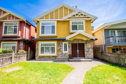 Front Yard Photo of 7202 Ross Street, Vancouver, BC