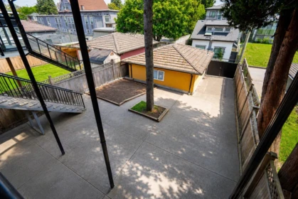 Outdoor Kitchen Photo of 7202 Ross Street, Vancouver, BC