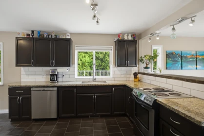 31861 Bench Avenue, Mission, BC, Mission — Single Family Residence for sale