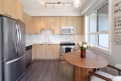406 15388 105 Avenue, Surrey, BC, Surrey — Apartment/Condo for sale