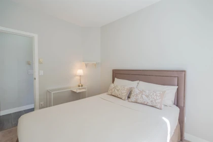 Primary Bedroom Photo of 406 15388 105 Avenue, Surrey, BC