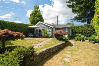 335 Churchill Avenue, New Westminster, BC, New Westminster — Single Family Residence for sale