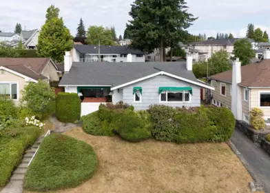 Neighborhood Park Photo Near 335 Churchill Avenue, New Westminster, BC