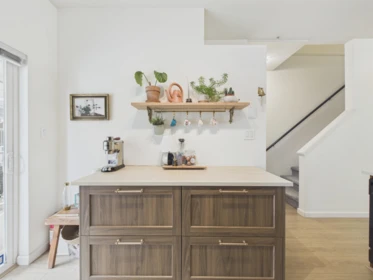 Kitchen Island Photo of 57 935 Ewen Avenue, New Westminster, BC