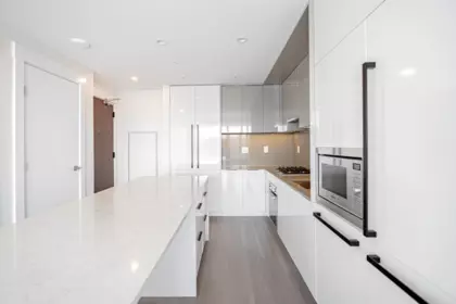 Entry Foyer Photo of 3210 4711 Hazel Street, Burnaby, BC