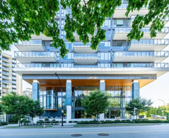 3210 4711 Hazel Street, Burnaby, BC, Burnaby — Apartment/Condo for sale
