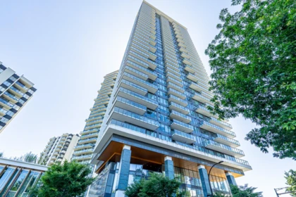 3210 4711 Hazel Street, Burnaby, BC, Burnaby — Apartment/Condo for sale