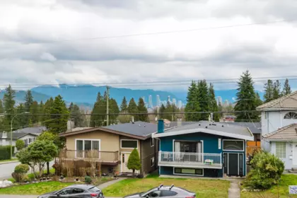 Front Yard Photo of 7307 2nd Street, Burnaby, BC