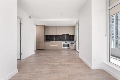 2109 6080 Mckay Avenue, Burnaby, BC, Burnaby — Apartment/Condo for sale