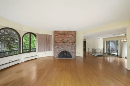 Breakfast Nook Photo of 380 Metta Street, Port Moody, BC