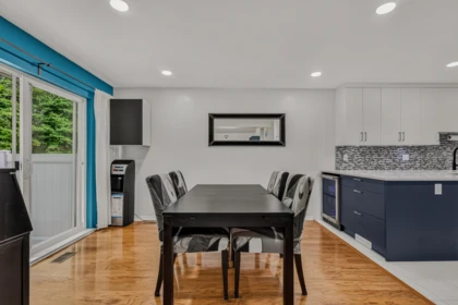 Kitchen Photo of 5 13918 58 Avenue, Surrey, BC