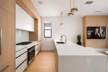 1 4828 Albert Street, Burnaby, BC, Burnaby — Half Duplex for sale