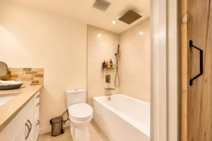 Office / Den Photo of 310 428 Agnes Street, New Westminster, BC