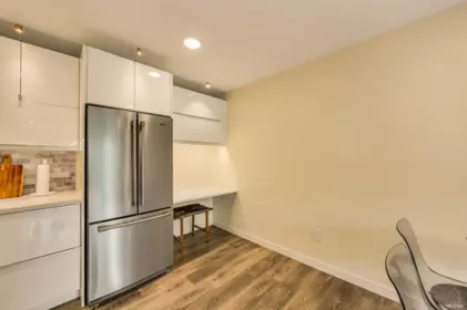 Walk-In Closet Photo of 310 428 Agnes Street, New Westminster, BC