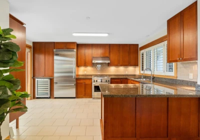 Pantry Photo of 201 550 17th Street, West Vancouver, BC