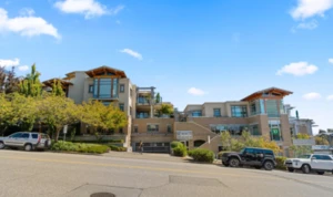 201 550 17th Street, West Vancouver, BC