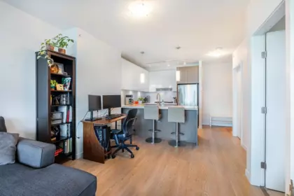Breakfast Nook Photo of 2309 3080 Lincoln Avenue, Coquitlam, BC