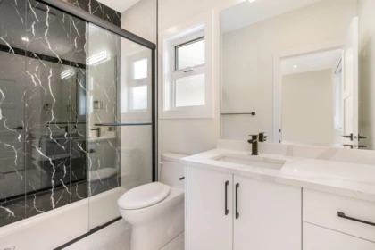 Laundry Room Photo of 20070 27a Avenue, Langley, BC