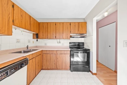 Kitchen Island Photo of 24 2880 Dacre Avenue, Coquitlam, BC