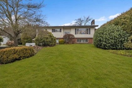 46573 Elgin Drive, Chilliwack, BC, Chilliwack — Single Family Residence for sale
