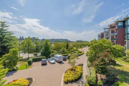 Office / Den Photo of 301 5099 Springs Boulevard, Delta, BC