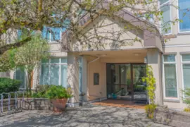 309 2677 E Broadway, Vancouver, BC