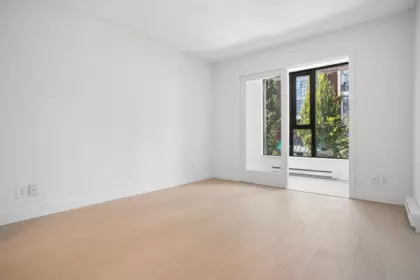 Breakfast Nook Photo of TH938 Homer Street, Vancouver, BC