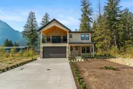 20057 Silver Creek Crescent, Hope, BC