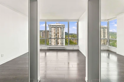 Laundry Room Photo of 2205 9603 Manchester Drive, Burnaby, BC