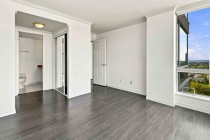 Mudroom Photo of 2205 9603 Manchester Drive, Burnaby, BC