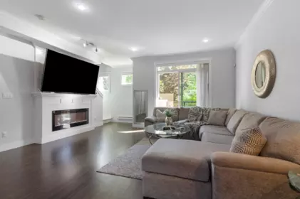 10 14285 64 Avenue, Surrey, BC, Surrey — Townhouse for sale