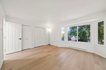 Entry Foyer Photo of 35 6100 Tiffany Boulevard, Richmond, BC