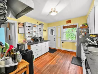 Kitchen Photo of 2521 Kitchener Street, Vancouver, BC