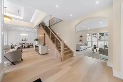 361 E 22nd Street, North Vancouver, BC, North vancouver — Single Family Residence for sale
