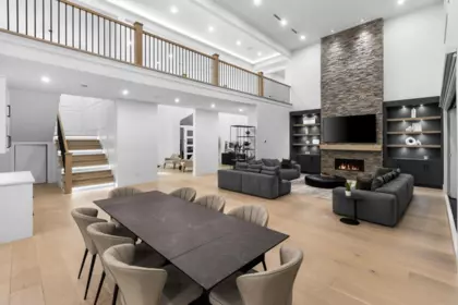 Entry Foyer Photo of 2610 171 Street, Surrey, BC