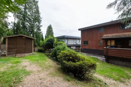 Garage Interior Photo of 4590 Highland Boulevard, North Vancouver, BC