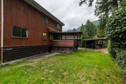 Outdoor Deck Photo of 4590 Highland Boulevard, North Vancouver, BC