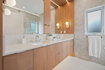 Office / Den Photo of 2 2211 William Street, Vancouver, BC