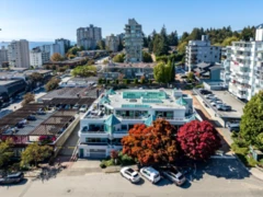 204 565 17 Street, West Vancouver, BC