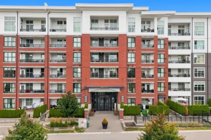 C121 8150 207 Street, Langley, BC, Langley — Apartment/Condo for sale