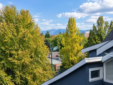 Aerial View of 174 W 16th Avenue, Vancouver, BC