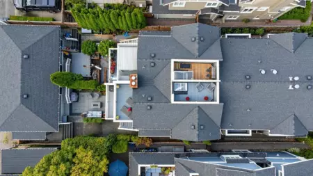 Hot Tub / Spa Photo of 174 W 16th Avenue, Vancouver, BC