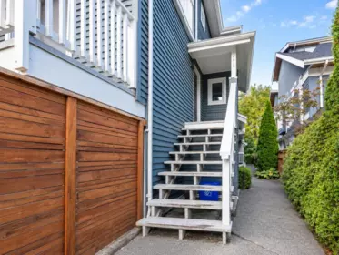 Outdoor Kitchen Photo of 174 W 16th Avenue, Vancouver, BC