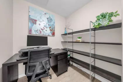 Office / Den Photo of 303 625 E 3rd Street, North Vancouver, BC
