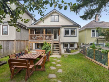 Hot Tub / Spa Photo of 558 W 19th Avenue, Vancouver, BC