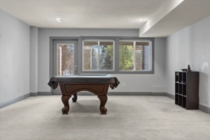 Hot Tub / Spa Photo of 3 32955 Mill Lake Road, Abbotsford, BC