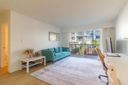 210 270 W 1st Street, North Vancouver, BC, North Vancouver — Apartment/Condo for sale