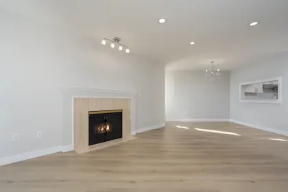 321 7453 Moffatt Road, Richmond, BC, Richmond — Apartment/Condo for sale